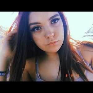 Meet your Posher, Destiny